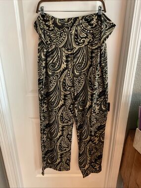 White Mark - Elastic Waist Paisley Wide-Leg Pants in Black and Cream - Size 3XL